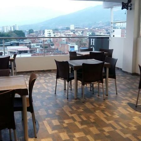 Hotel Giron Plaza Eksteriør billede